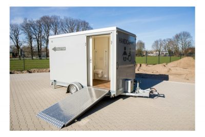 Toilettenwagen 1+1+barrierefreies WC, 520 x 400 cm