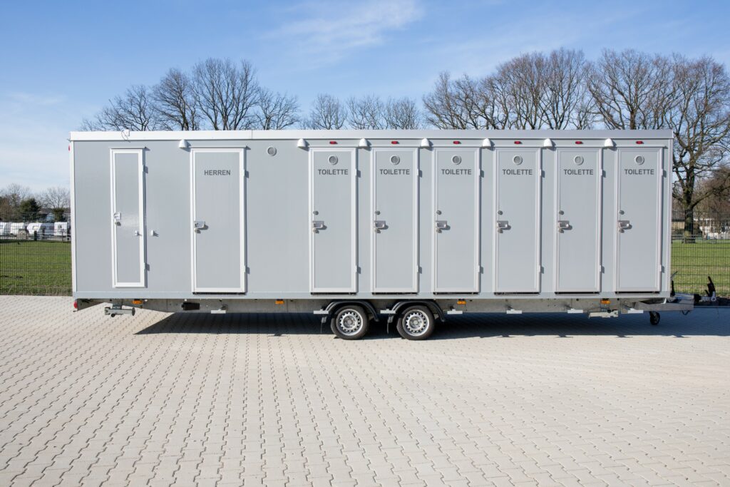 XXL Toilettenwagen für große Veranstaltungen oder Events in NRW mieten.